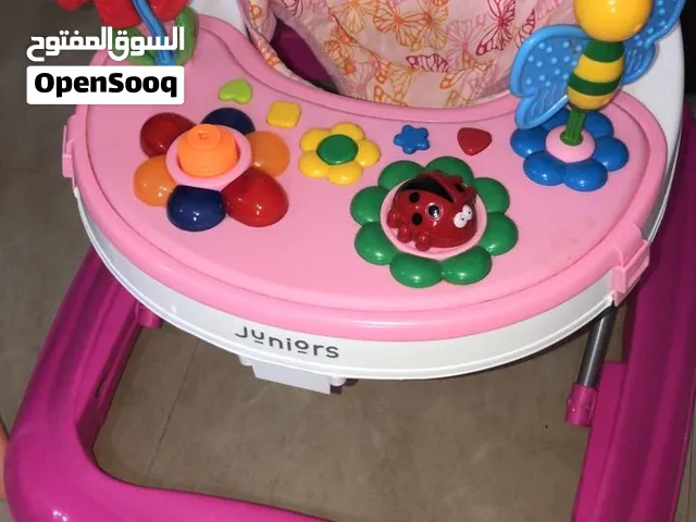 فرصة لا تعوض! مشاية أطفال جونيورز العالمية بحالة كالجديدة تماماً ولأول خطوة آمنة لعام 2026.. السعر