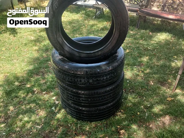 طقم بريجستون 225/60/18 بحاله جيده جدا...... ع الفحص من اي عيوب