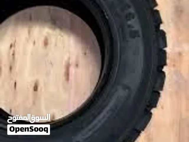 يتوفر كفر بوبكات مقاس 10R16.5 PR10 ماركة شينج شان (Chengshan)