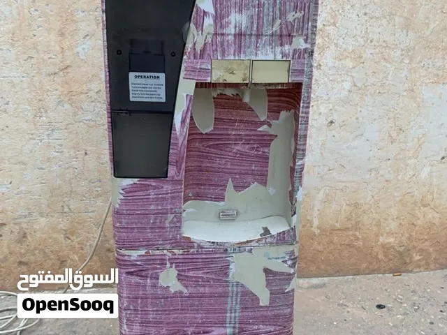 تلاجة مياء تخدم بارد وسخون عيبها اللصقة فقط تلاجة كيف معبية غاز يعني امورها طيبة