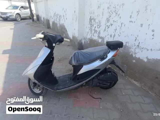 سيكل سوزوكي فراشة انا المالك فراشه للبيع بسعر 1100 ريال السيكل اخو الجديد