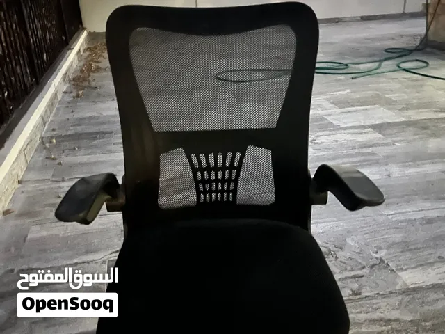 كرسي مكاتب جديد فقط مخزن