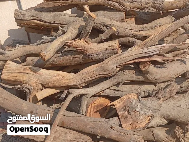 حطب سمر للبيع ويوجد توصيل مجاني داخل الولاية واذا خارج الولايه بعموله