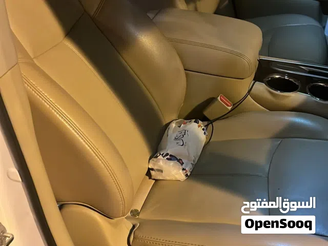 Urgent Sale  Nissan Pathfinder: 2015 2900 BHD  Condition: Used  Milage: 176000 km Cylinder: 6