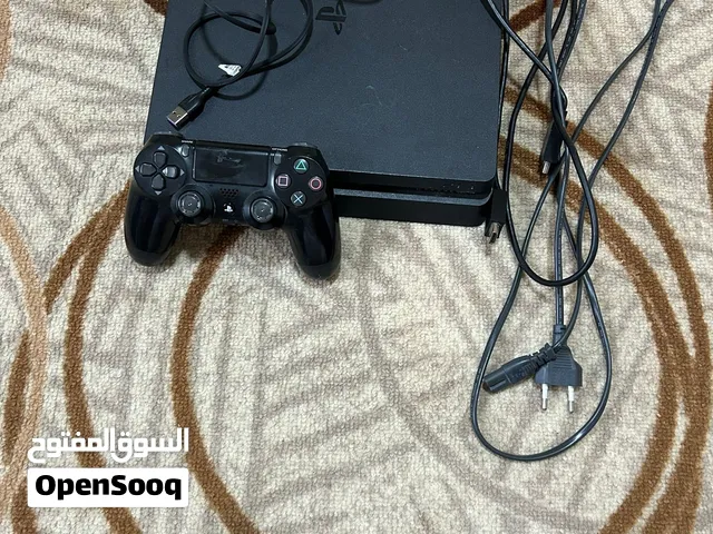 سوني فور نظيفه ما فيها شي