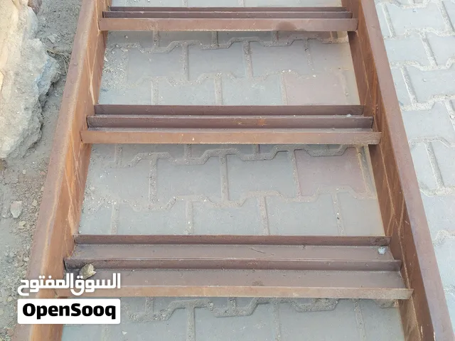 درج كما موضح بالصوره الطول 6 متر 14 بايه المكان السماوه / الرميثه