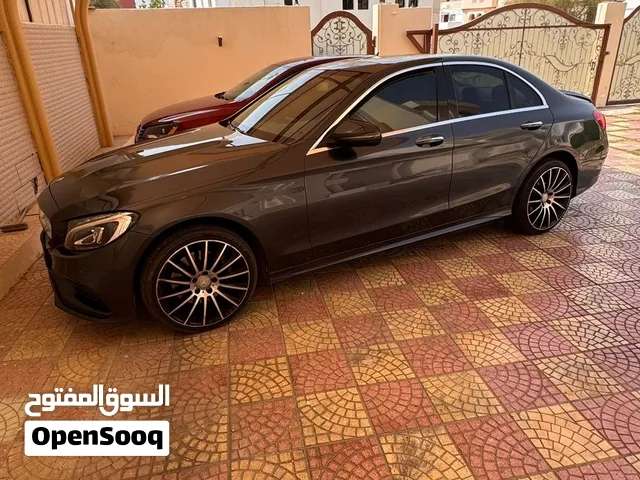 Mercedes C300 - Great condition