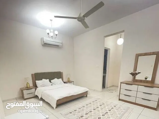 غرف في بوشر للإيجار اليومي و الخوير و سيب راقيه للإيجار اليومي قريب من الخدمات