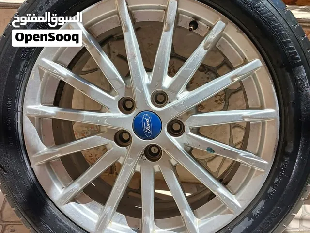 رنجات فورد 17 إنش مستعملة بحالة جيدة لسيارتك