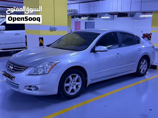 نيسان التيما 2011