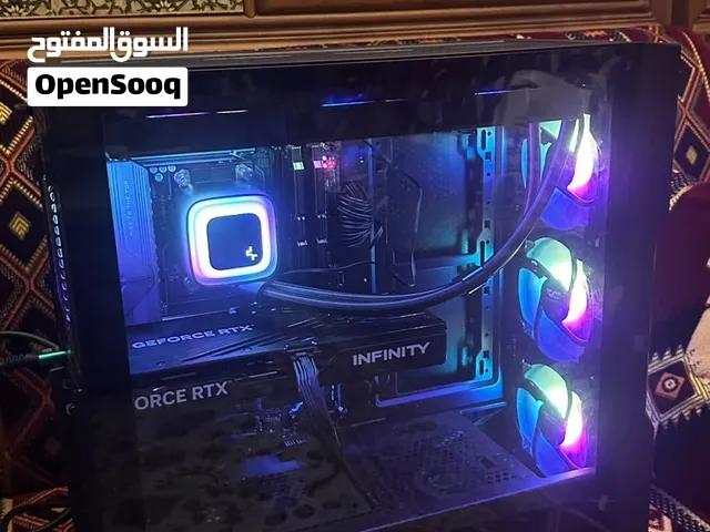 RTX 5070 / Ryzen 7 9800 X3D
