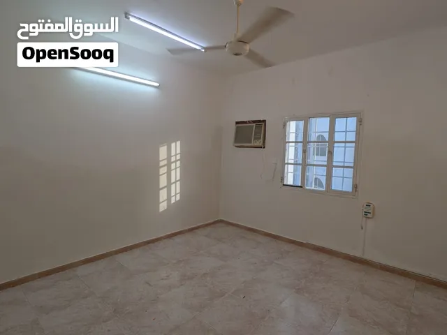 2bhk flat in ghubreah  شقه غرفتين ومجلس