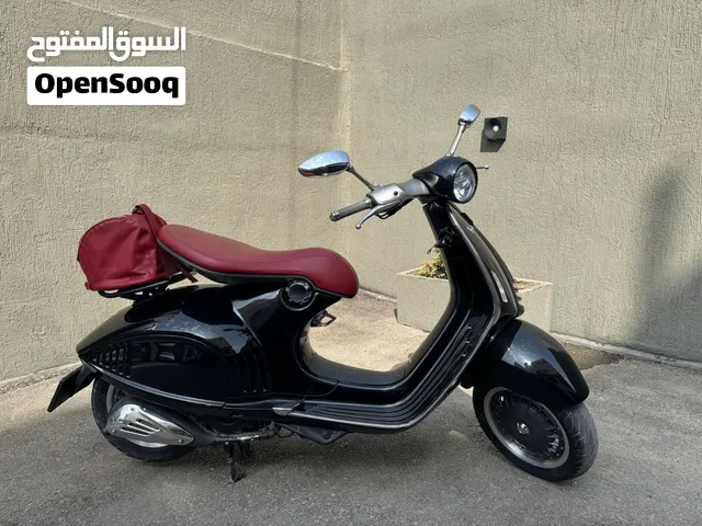 Vespa 946 2014 17.200 Km