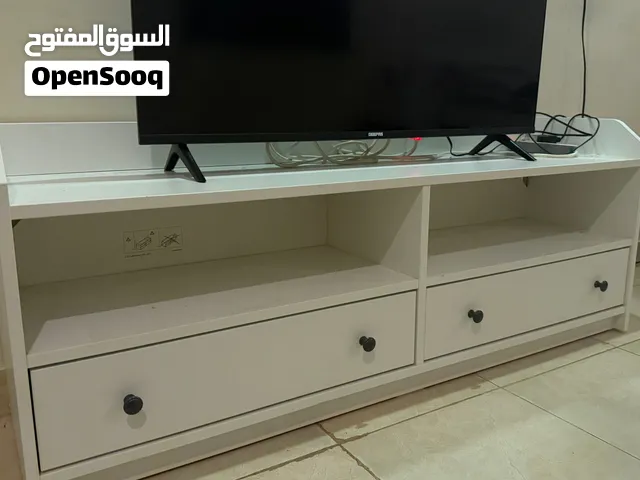 ستاند تلفزيون من ايكيا شبه جديد