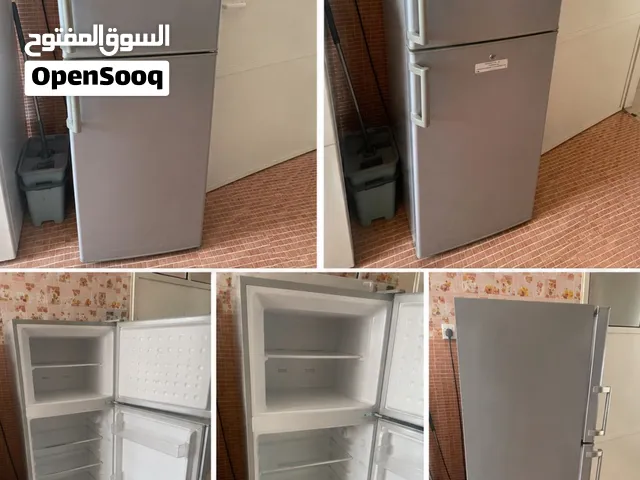 إعلان بيع ثلاجة  للبيع ثلاجة Ikon بابين (فريزر علوي) بحالة جيدة وتعمل بكفاءة ممتازة.