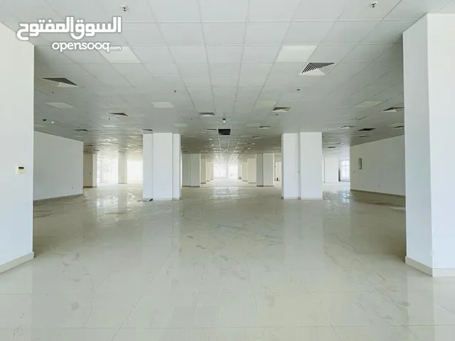 showroom for rent in al khuwair 2200sqmeters near muscat grand mall