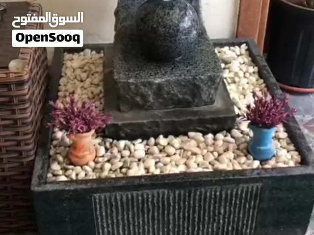 نافوره مستعمل بنضافت الجديد مع مضخه لضخ المياه ول نافوره كامله مصنوعه بحجر البازلت اذا مش شرا لا ترن