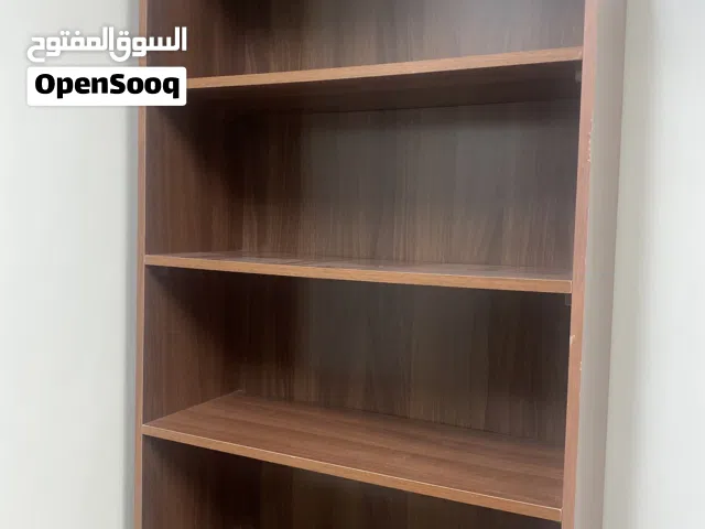 مكتبة أرفف كتب