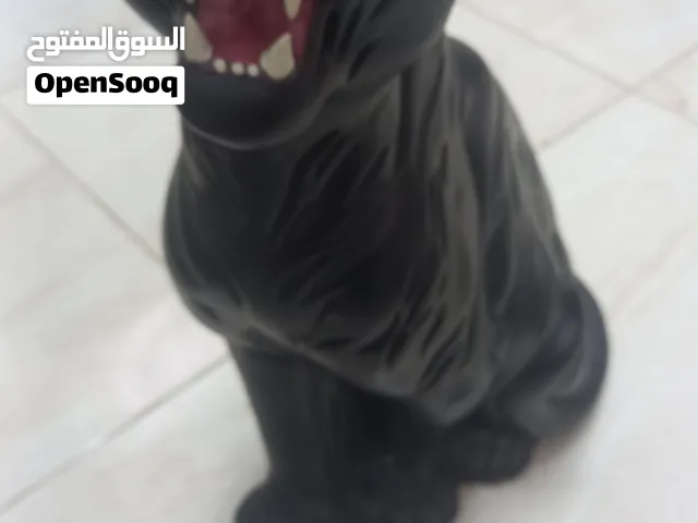 تمثال فهد اسود  وارد الماني