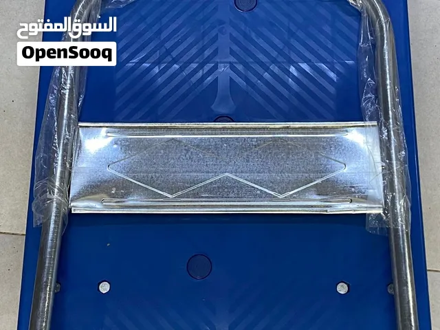 ترولي بلاستيك لنقل الاغراض بطول 87cm وعرض 57cm