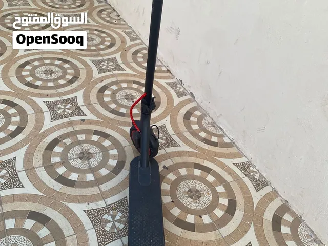سكوتر الكهربائيه نضيف