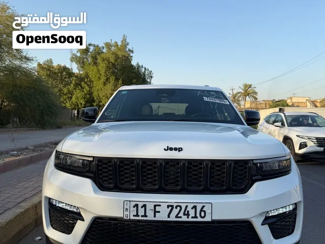 جيب (jeep) كراند شيروكي 2025 (بلاك ادشن) مكفولة عام سليمة ارباكات مرقم كتاب شهداء