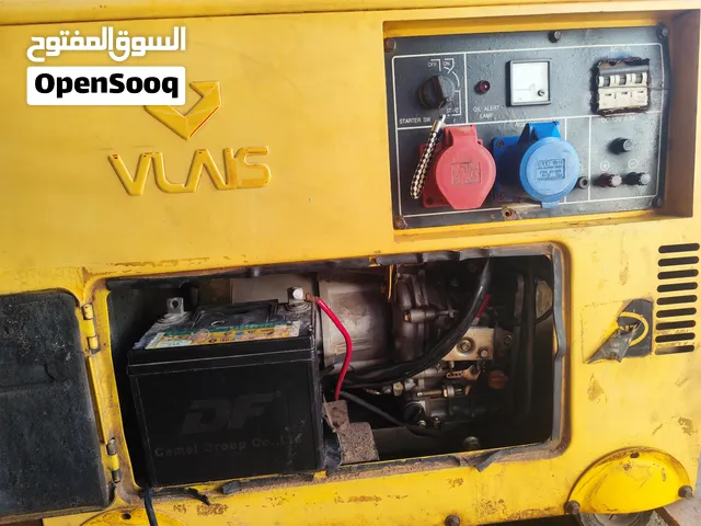 مولد VLAlS ربي يبارك الوقود .ديزل  يخرج إنارة AC220V.  & AC380V يشغل زوز مكيفات وتلاجة وانارة كاملة