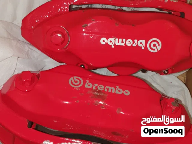 بريكات بريمبو 4 piston حق تشارجر و تشالنجر وكرايزلر