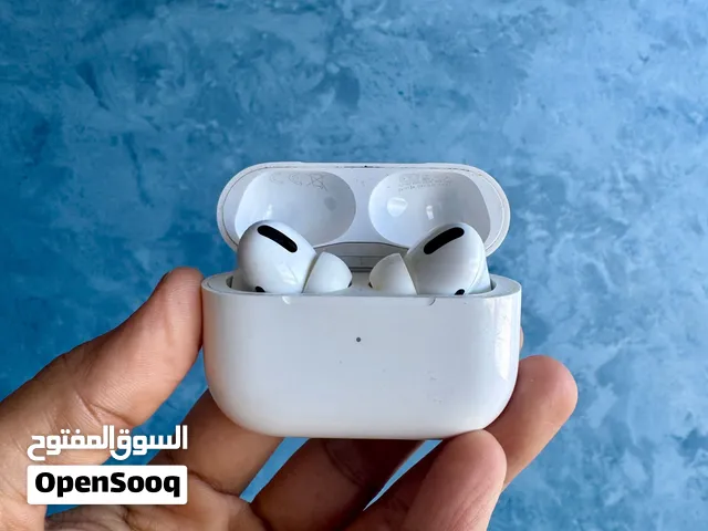 Apple AirPods Pro (1st generation) with MagSafe Charging Case (Lightning)