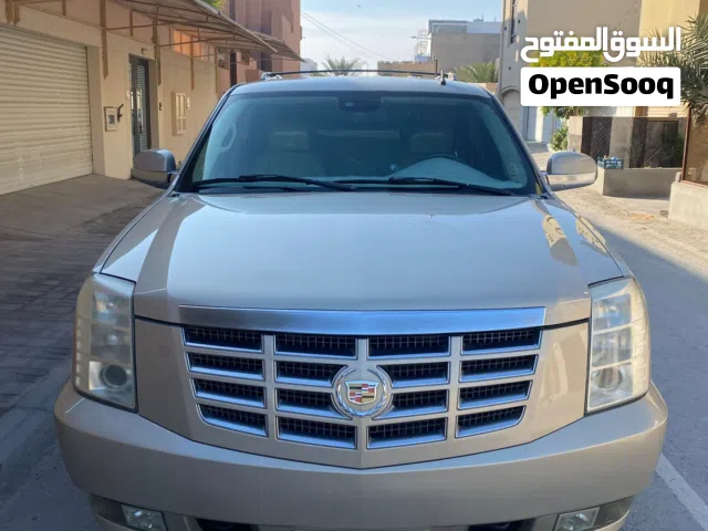 للبيع سريع كديلاك اسكليد 2007