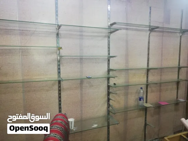 رفوف قزاز محل ممتازه سعر 8 ليرات قابل للتفاوض او بدل على عصفور دره او على جوز فشر او روز لايوجد