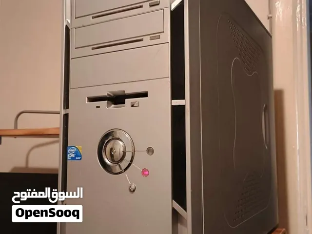 كيس كمبيوتر كلاسيكي بحالة ممتازة