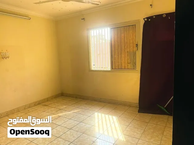 2BHK UNFURNISHED FLAT FOR RENT – HIDD