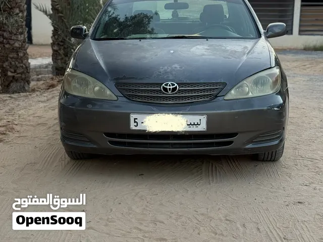 تويوتا كامري للبيع 2004