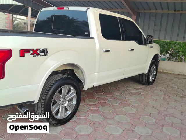 سيارة فورد بيك أب F150LARIAT