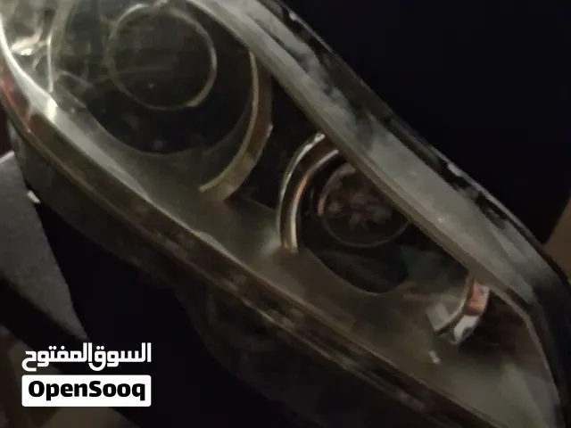 ضوء امامي يمين لسيارة جاجور للبيع