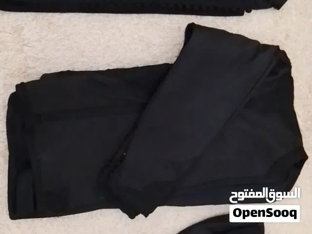 زبون للبيع خدمه نص يد يدويه تلاته قطع
