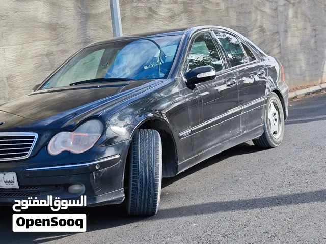 مرسيدس بنز C240 للبيع بكربونها و مكيفه