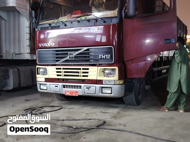فولفو 2002 مجدد سنه جاهز للاستخدام بدون اعطال