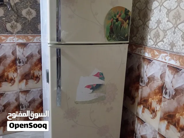 ثلاج لبيع شغال