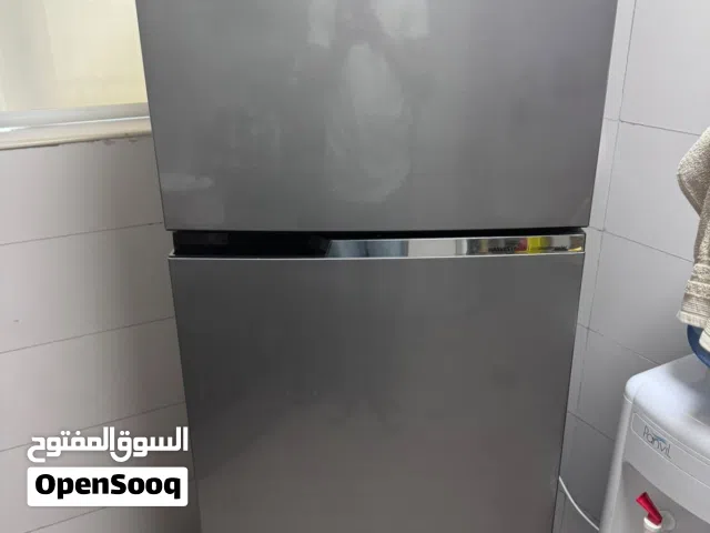 ثلاجة للبيع