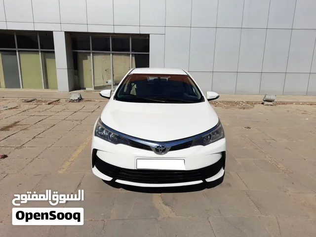 تويوتا كورولا 2017 مستعملة بحالة ممتازة بدون حوادث للبيع بنظام التقسيط الشهري بدون تعقيدات بنكية