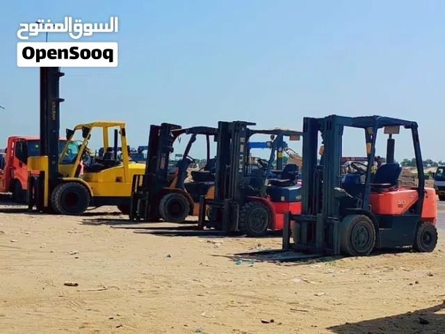 Forklift For Rent available and Towing service