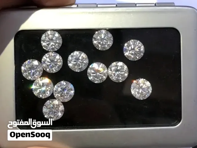 حجر الماس ( موزانايت)