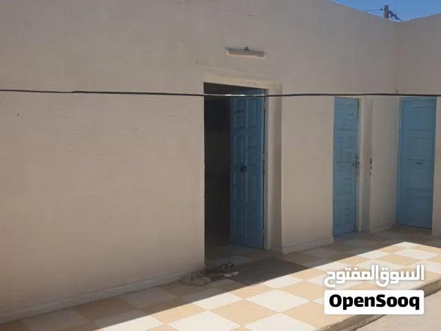 حوش عربي للبيع في جربه حومة السوق
