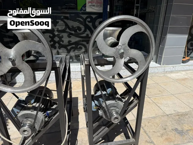 ماكينات فرم لحمه