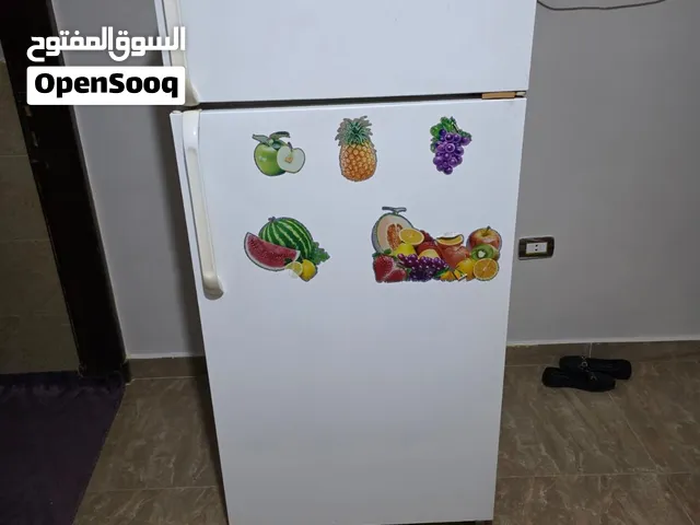 ثلاجه للبيع