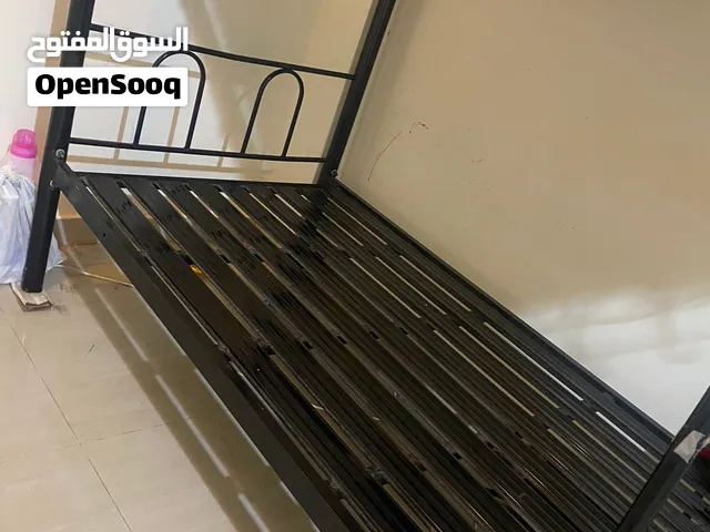 2 Bed spaces available Gaubra near 77 Shopping market