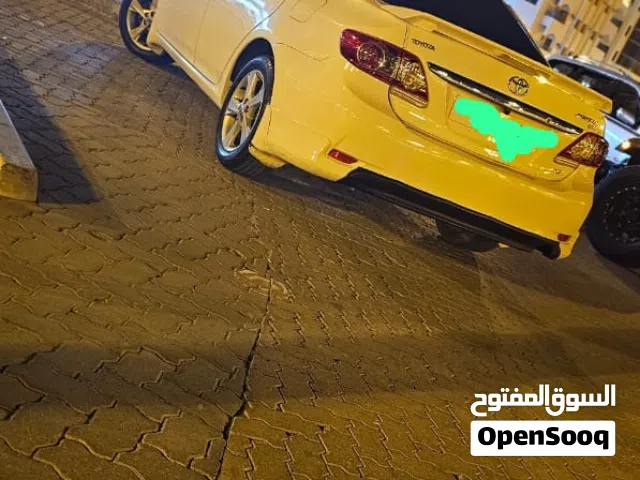 well-maintained 2013 Toyota Corolla Sport 1.8 - in excellent condition ( alloy weel . This GCC