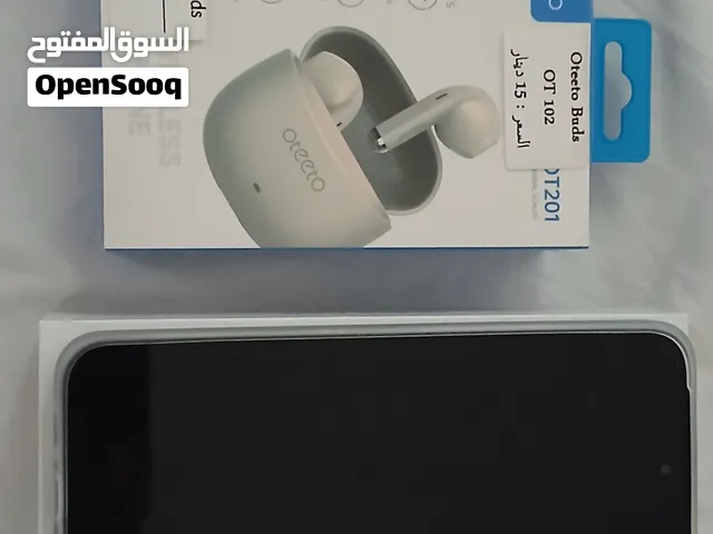 تلفون ريلمي c100 سعة الذاكره 8جيجا جهاز مقاوم للماء ومقاوم للكسر